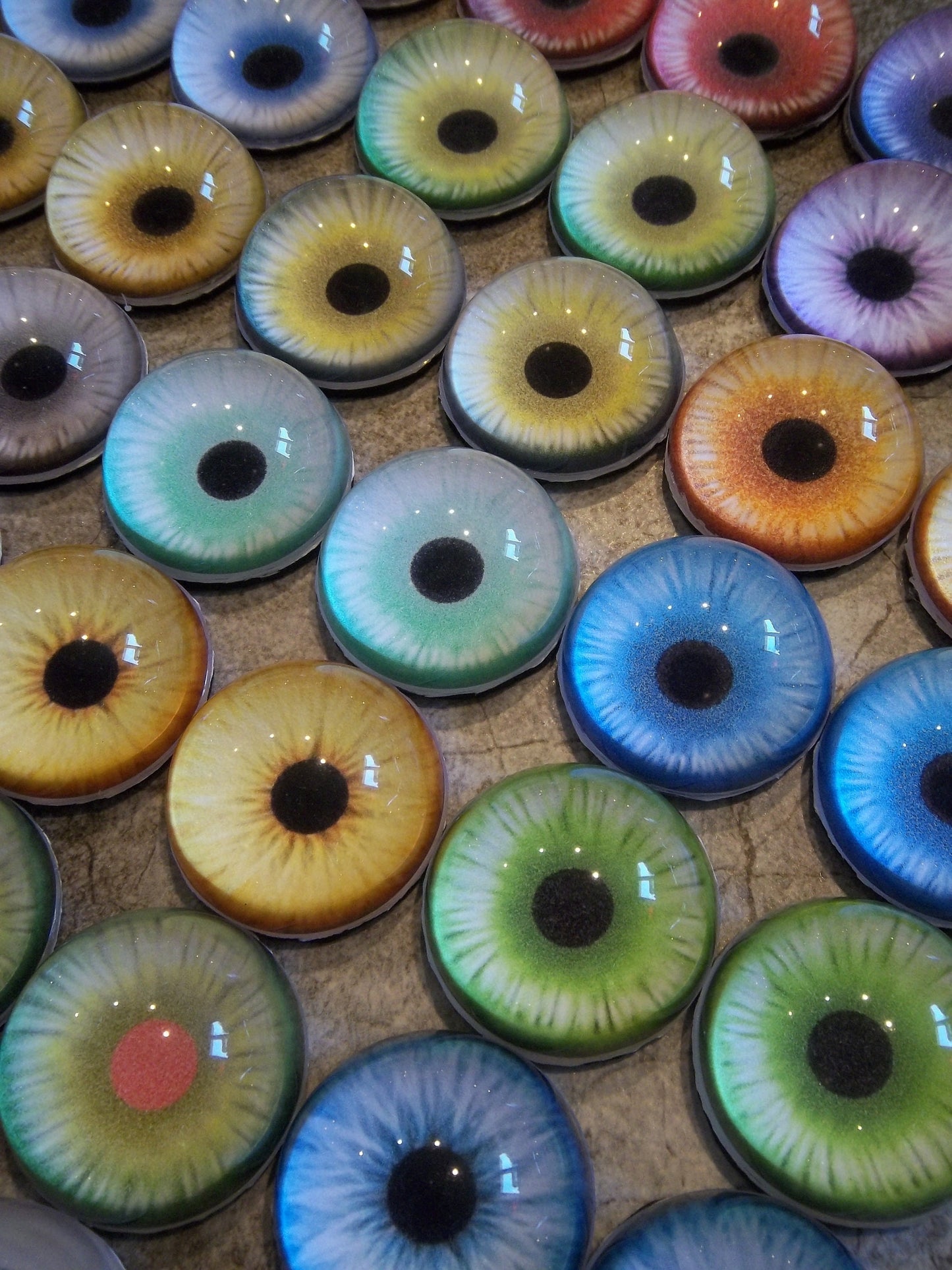 Custom Fursuit Eyes - .75" - 2" - Please send References in Messages :)