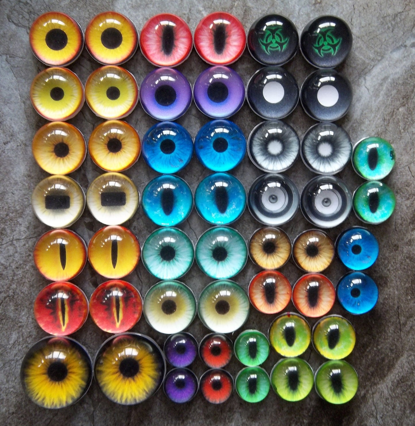 Custom Fursuit Eyes - .75" - 2" - Please send References in Messages :)