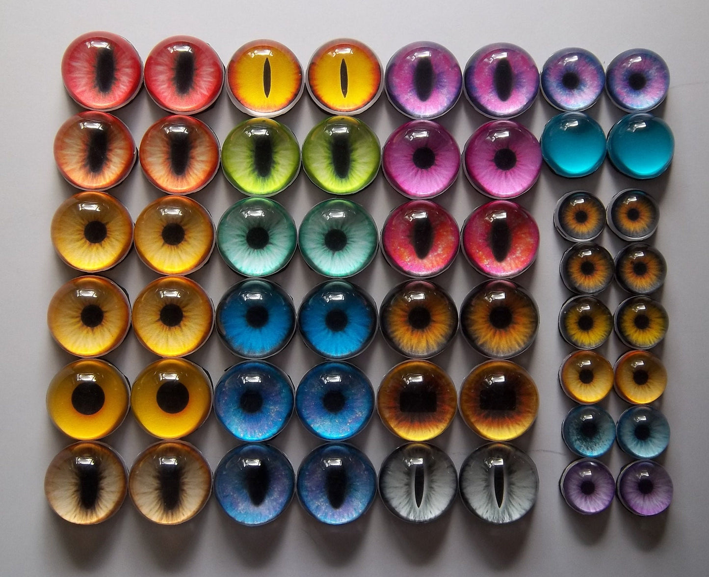 Custom Fursuit Eyes - .75" - 2" - Please send References in Messages :)