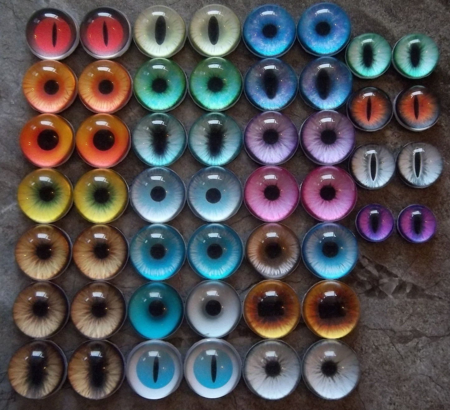 Custom Fursuit Eyes - .75" - 2" - Please send References in Messages :)